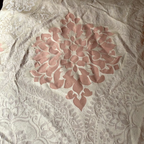 Nicole Miller- Duvet Cover Queen- Very Good Condition - Picture 3 of 7